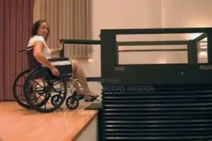 Quality Vertical Portable Wheelchair Lift