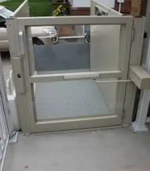 Hydraulic Vertical Platform Lift – Residential