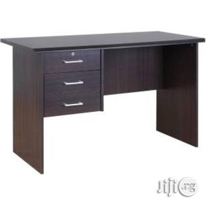 4 Feet Office Table