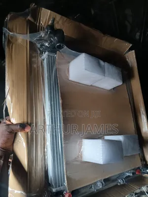 Radiator Hyundai Sonata 2012