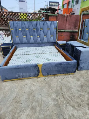 Grey Colour Padded 6by6 Frame.