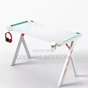 Modern Y Leg Shaped RGB Led Lights Gaming Table 1.2m