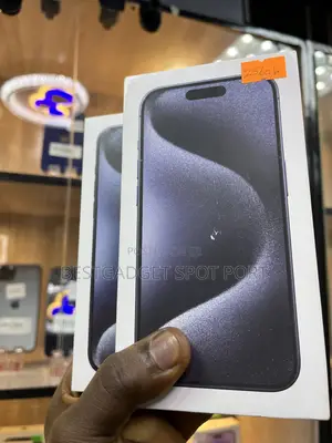 New Apple iPhone 15 Pro 128 GB Black