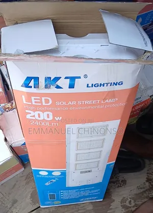 200 Watts AKT Solar Street Light