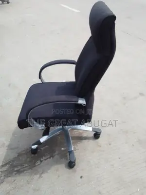 Executive Office Chair