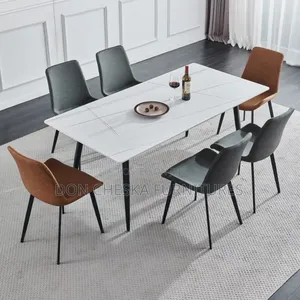 Unique Dinning Table Set
