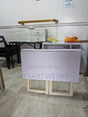 Foldable and Mobile Table