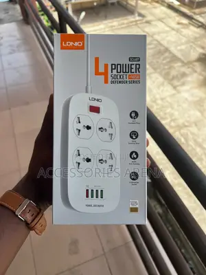 Ldnio 4 Power Socket + 4 USB Port