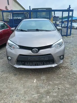 Toyota Corolla 2015 Gray