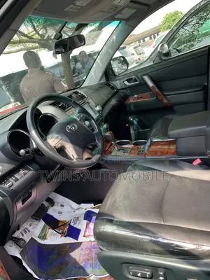 Toyota Highlander Sport 2010 Black