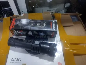 Zoom Flashlight Xhp70 Torch Usb Rechargeable