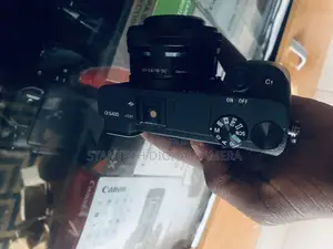 Sony A6400 With 16-50mm Lens