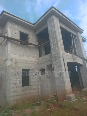 5bdrm Block of Flats in Owerri for sale