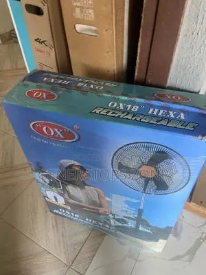 Quiet Operation OX Hexa Rechargeable 18" Standing Fan