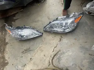Head Lamp Es 350