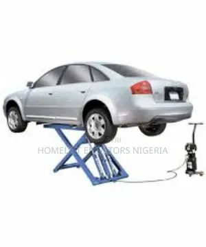 Garages Auto Shops Vehicle Lift