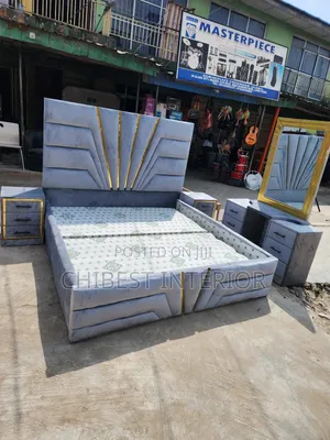 Grey Set of 6by6 Bed for Homes, Hotels Etc