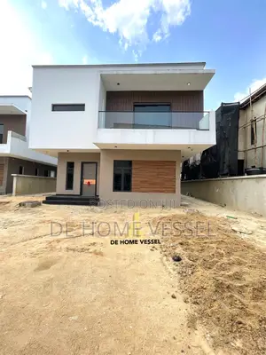 5bdrm Duplex in Lekki Phase 1 for sale