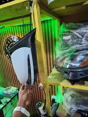C300 2017 Right Side Mirror