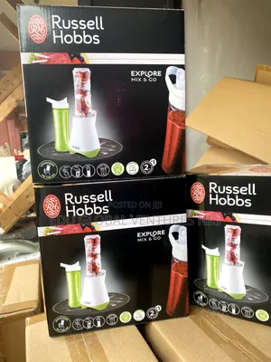 Russell Hobbs Mix and Go Smoothie Blender. 2 Bottles.