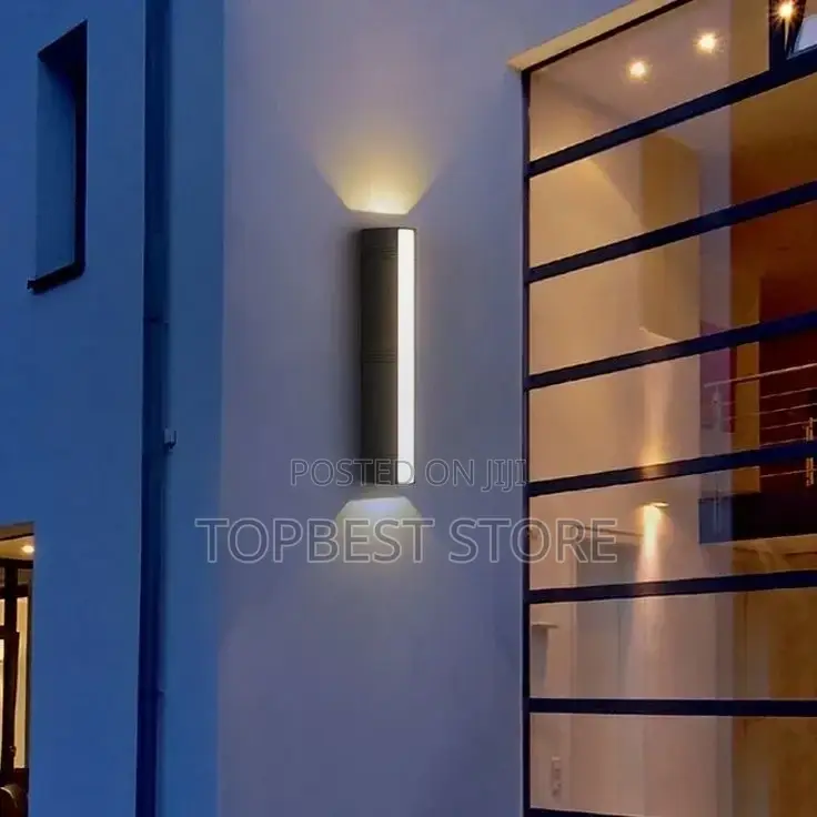 Modern Outdoor Wall Lamp