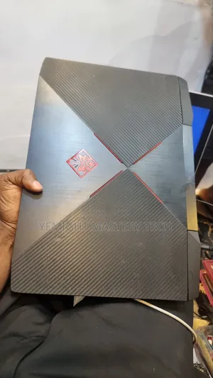 Laptop HP Omen 15 16GB Intel Core I7 HDD+SSD 1T