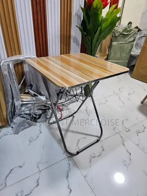 A Unique Foldable Table