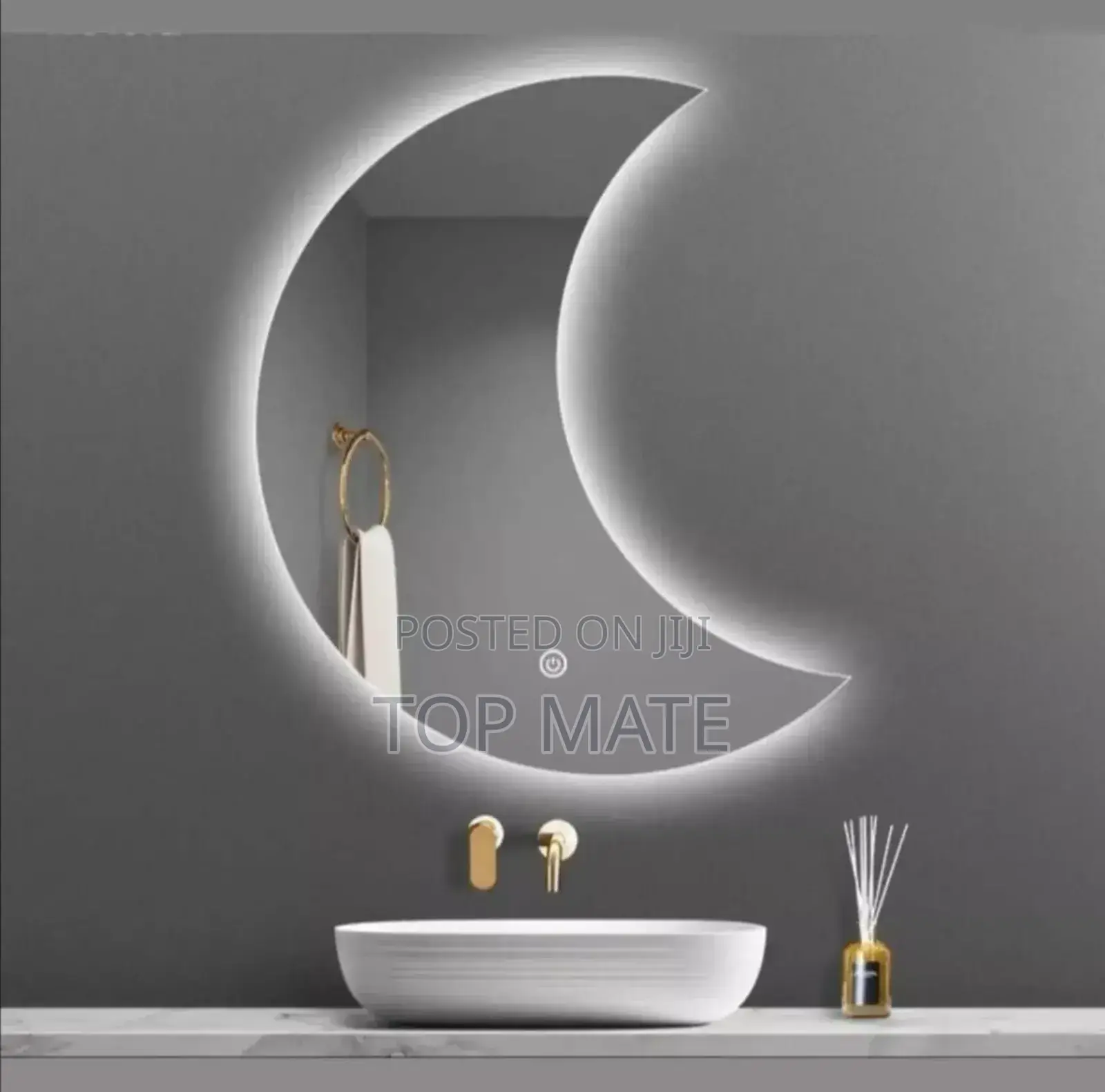 Half Moon LED Mirror 0012