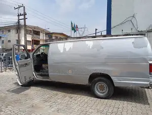 Hire a Van in Lekki