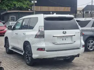 Lexus GX 460 2021 White