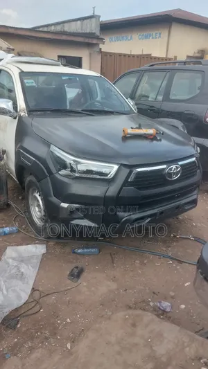 Upgrade Your Hilux 2.7 To 2023 Model