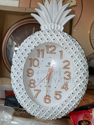 Pineapple Shape Wall Clock