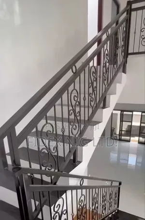 Handrail Rot Iron Design
