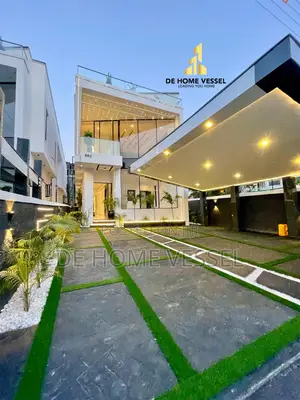 5bdrm Duplex in Lekki for sale