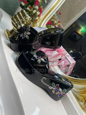 Classic Designer Wedge Slippers.