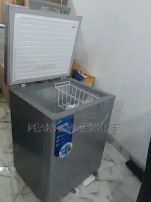 Easy to Clean Interior 150l Hs-186cn Midea Chest Freezer