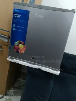 Super-Quality Midea 45L Mini Refrigerator(Mdrd86fgg50)