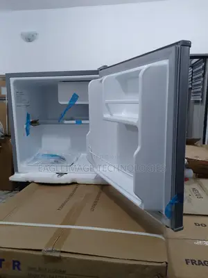 User-Friendly Midea 45L Mini Refrigerator(Mdrd86fgg50)