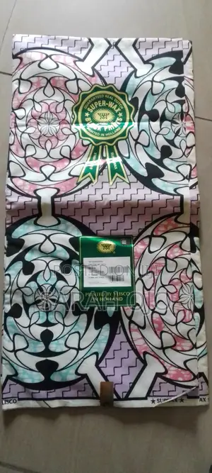Distress Sales; Super Wax Hollandaise Vlisco
