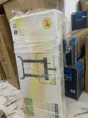 Space Saver North Bayou Heavy Duty TV Mobile Cart TW100