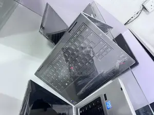 Laptop Lenovo ThinkPad X1 Carbon Gen11 32GB Intel Core I7 SSD 512GB