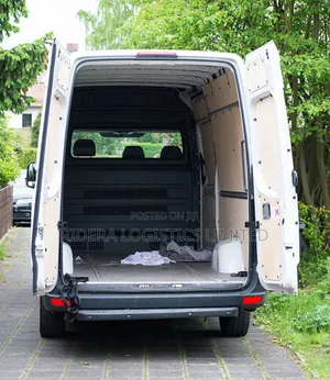 Spacious Mini Van for Relocation