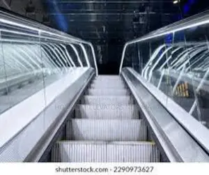 Mall Automatic Escalator