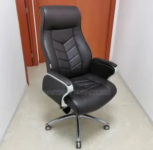 Standard Quality Executive Reclining Office Chair.