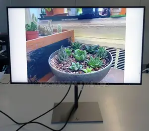 HP Z24f G3 (23.8" ) Full-Hd IPS Monitor