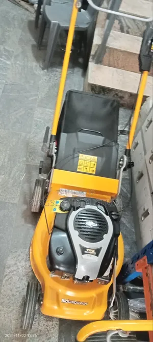 LAWN MOWER 750 Serials