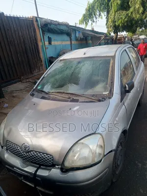 Toyota Yaris 1990-2001 Front and Back Windscreen Available