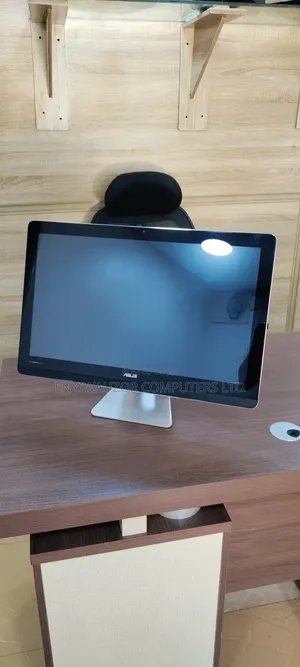 Desktop Computer Asus Zen AiO Pro Z240IE 8GB Intel Core I5 HDD 1T