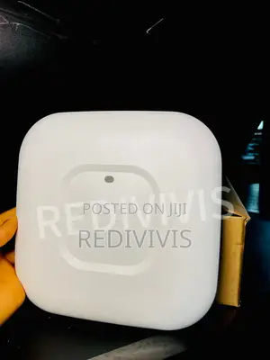 Cisco Access Point Router 2702i - Uxk9
