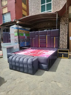 6/6 Bedframe